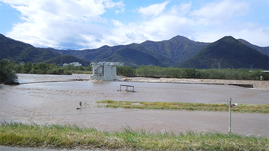 坂城大橋上流